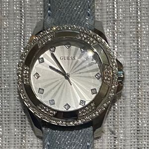 Guess woman watch